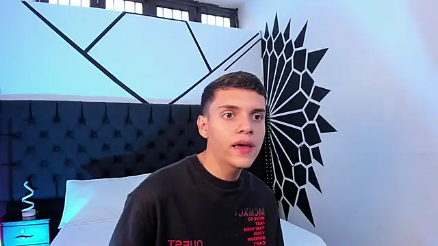 JacobRoberts1 online show from 10.09.25