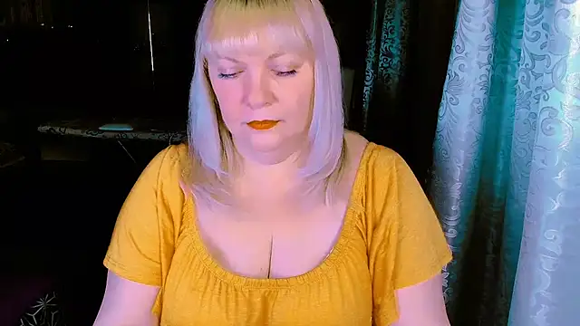 FlowerButterf online show from 03.04.26