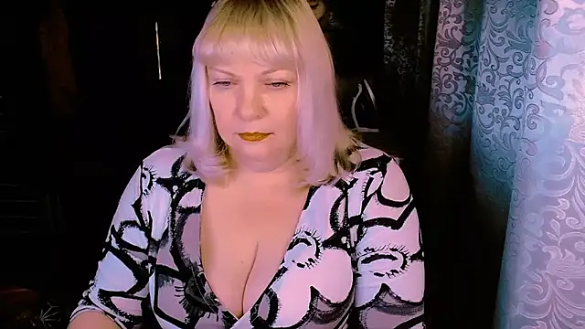 FlowerButterf online show from 03.14.26