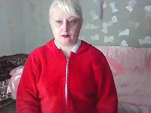 Snapshot of NikolinaBounty chatting on 02.20.25 NikolinaBounty online show from 02.20.25