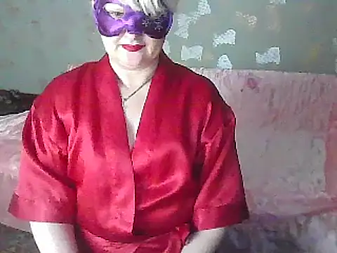 Snapshot of NikolinaBounty chatting on 03.12.25 NikolinaBounty online show from 03.12.25