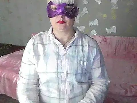 Snapshot of NikolinaBounty chatting on 03.18.25 NikolinaBounty online show from 03.18.25