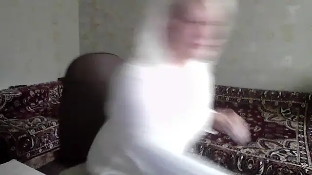 Snapshot of NikolinaBounty chatting on 10.08.25 NikolinaBounty online show from 10.08.25