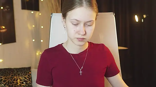 EveMundie online show from 04.10.26