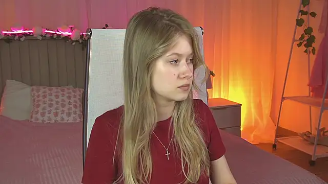 EveMundie online show from 04.15.26