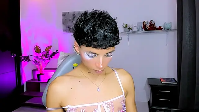 Snapshot of nilam_valker chatting on 10.26.25 nilam valker online show from 10.26.25