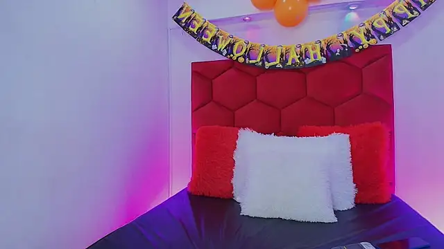 LoreleyNovoa online show from 10.10.25