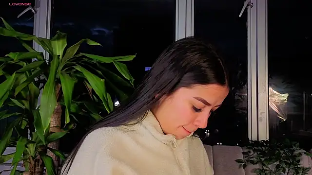 Snapshot of Ivanna_West chatting on 10.24.25 Ivanna West online show from 10.24.25