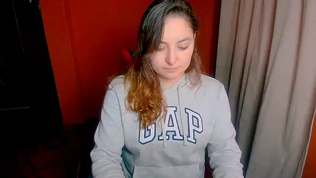 Snapshot of Daianna_m_ chatting on 04.24.26 Daianna m online show from 04.24.26