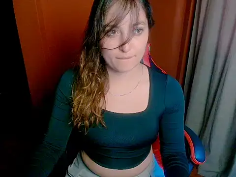 Snapshot of Daianna_m_ chatting on 05.05.26 Daianna m online show from 05.05.26