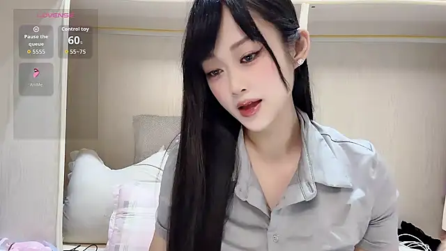 Snapshot of yueyue2003 chatting on 06.09.26 yueyue2003 online show from 06.09.26