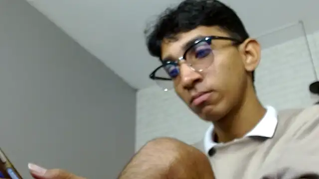 Snapshot of Martin_Linares chatting on 03.01.25 Martin Linares online show from 03.01.25