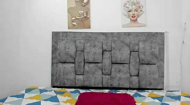 Chloe diamondss online show from 02.27.25