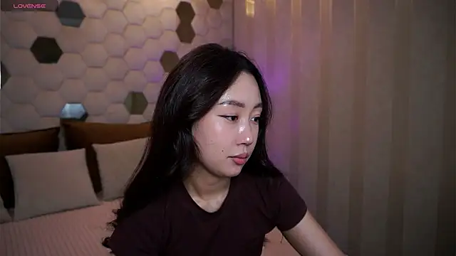 ShyyAngel online show from 09.12.25