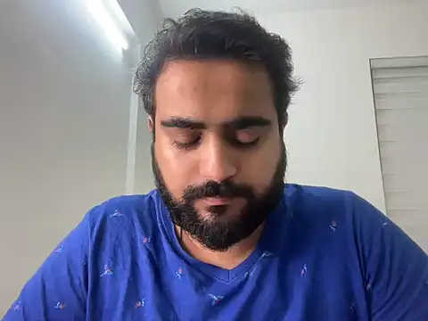 Snapshot of indian_thonger chatting on 11.10.25 indian thonger online show from 11.10.25