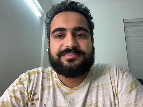 Snapshot of indian_thonger chatting on 11.11.25 indian thonger online show from 11.11.25