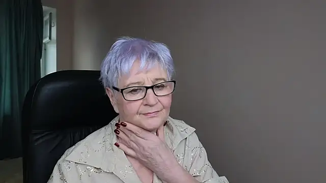 Sandra Snowflake online show from 03.20.25
