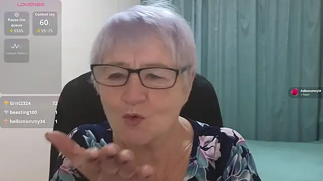 Sandra Snowflake online show from 12.01.25