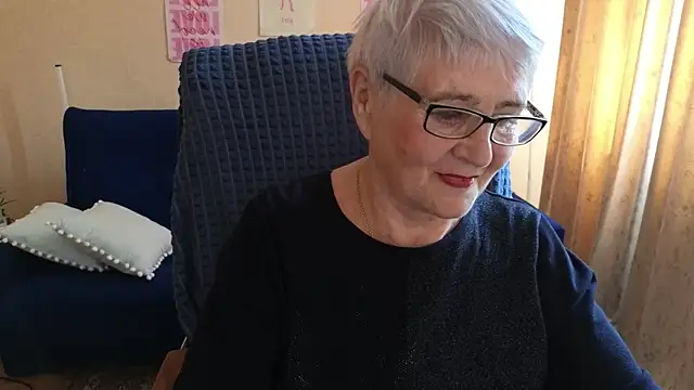 Sandra Snowflake online show from 06.01.26