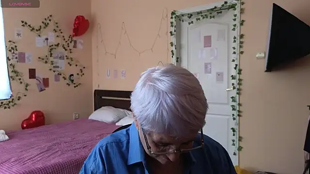 Sandra Snowflake online show from 06.05.26