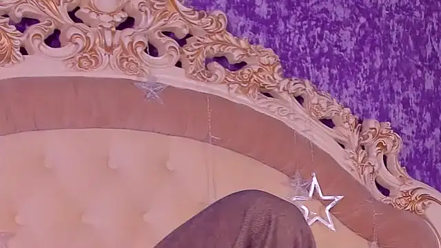 Snapshot of BECKI_VRES chatting on 03.11.25 BECKI VRES online show from 03.11.25