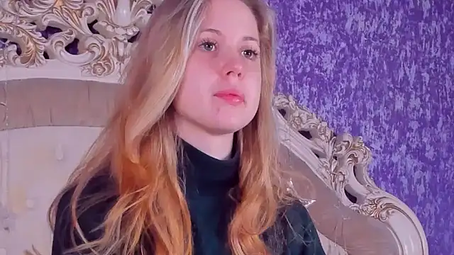 Snapshot of BECKI_VRES chatting on 03.12.25 BECKI VRES online show from 03.12.25