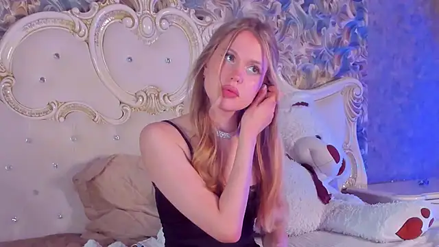 Snapshot of BECKI_VRES chatting on 03.18.25 BECKI VRES online show from 03.18.25