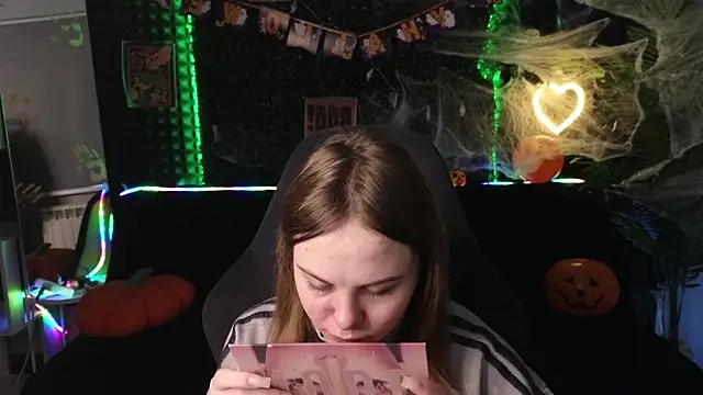 Dyna bae online show from 10.26.25