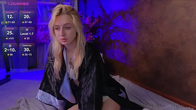 aishiro online show from 09.17.25