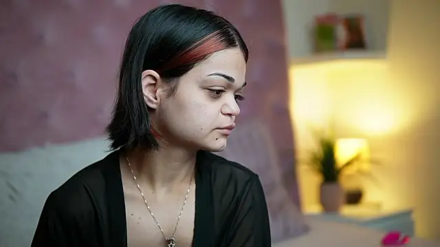 Snapshot of MaiaMini chatting on 02.25.26 MaiaMini online show from 02.25.26