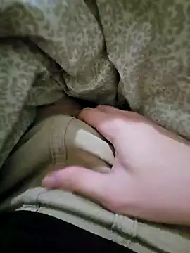 Snapshot of skiciyunis chatting on 10.15.25 skiciyunis online show from 10.15.25