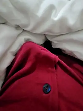 Snapshot of skiciyunis chatting on 10.22.25 skiciyunis online show from 10.22.25