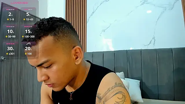 Snapshot of Rafa2004Cruz chatting on 09.18.25 Rafa2004Cruz online show from 09.18.25