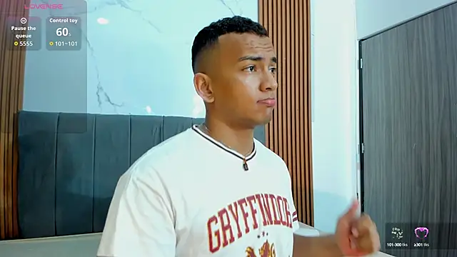 Snapshot of Rafa2004Cruz chatting on 09.30.25 Rafa2004Cruz online show from 09.30.25