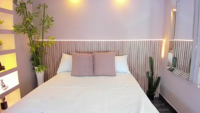 GeorginaReyes online show from 09.29.25