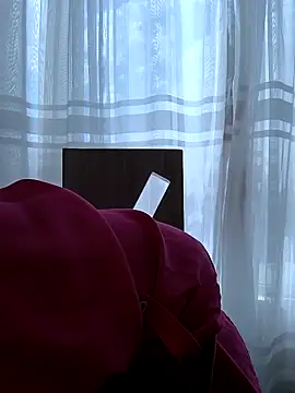 Mrsvictoriaaa online show from 10.02.25