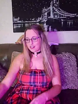 kayebear online show from 02.18.25