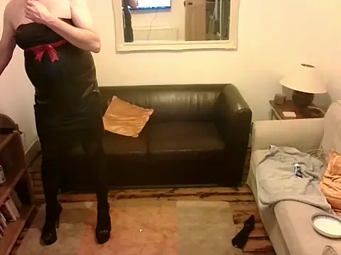 maninhighheelsxh online show from 03.16.26