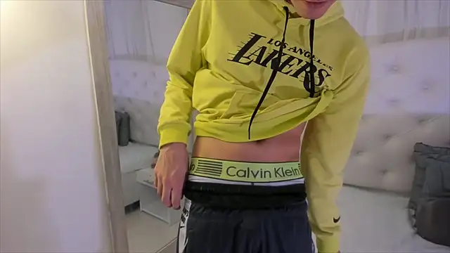 Snapshot of frank_jhonsson chatting on 09.25.25 frank jhonsson online show from 09.25.25