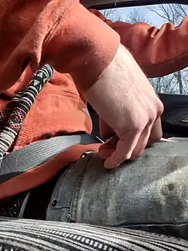 QueenM3 online show from 03.18.25