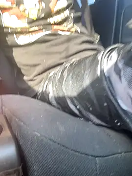 QueenM3 online show from 10.03.25