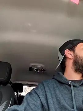 QueenM3 online show from 04.17.26