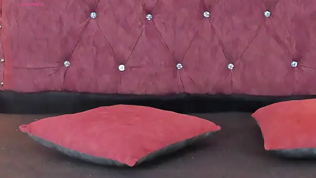 ValentinaGuerra online show from 12.01.25