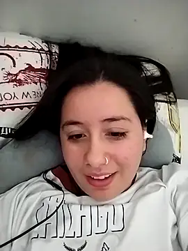 Snapshot of sweetie__annieee chatting on 09.11.25 sweetie annieee online show from 09.11.25