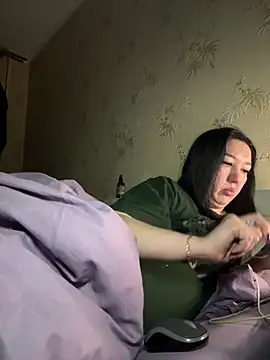 Snapshot of Naughtbaby_2025 chatting on 03.19.25 Naughtbaby 2025 online show from 03.19.25