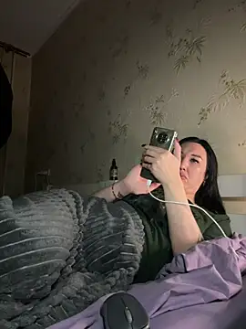 Snapshot of Naughtbaby_2025 chatting on 03.21.25 Naughtbaby 2025 online show from 03.21.25