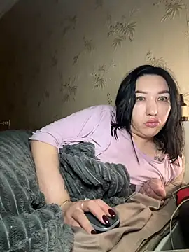 Snapshot of Naughtbaby_2025 chatting on 09.18.25 Naughtbaby 2025 online show from 09.18.25