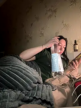 Snapshot of Naughtbaby_2025 chatting on 09.27.25 Naughtbaby 2025 online show from 09.27.25