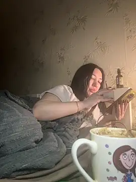 Snapshot of Naughtbaby_2025 chatting on 10.06.25 Naughtbaby 2025 online show from 10.06.25