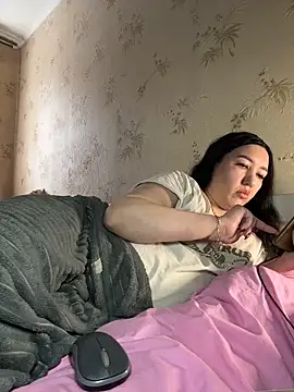 Naughtbaby 2025 online show from 02.15.26